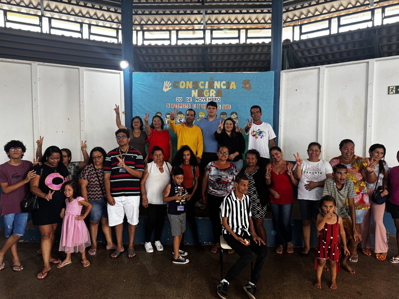 Encontro comunitário com famílias atípicas e a comunidade.